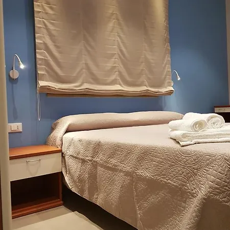 A Due Passi Dal Mare Gasthof 4*