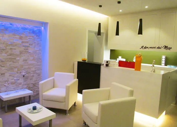 A Due Passi Dal Mare 马里纳斯基亚沃尼亚