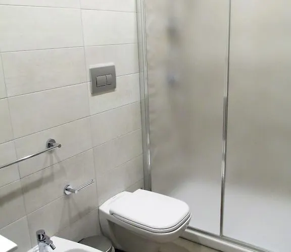 A Due Passi Dal Mare 4* 马里纳斯基亚沃尼亚